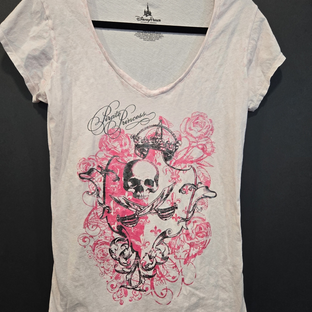 Disney Pink 'Pirate Princess' Graphic V-Neck Tee
